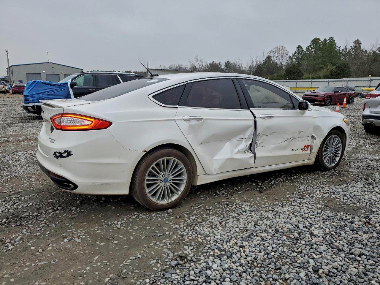 2013 FORD FUSION