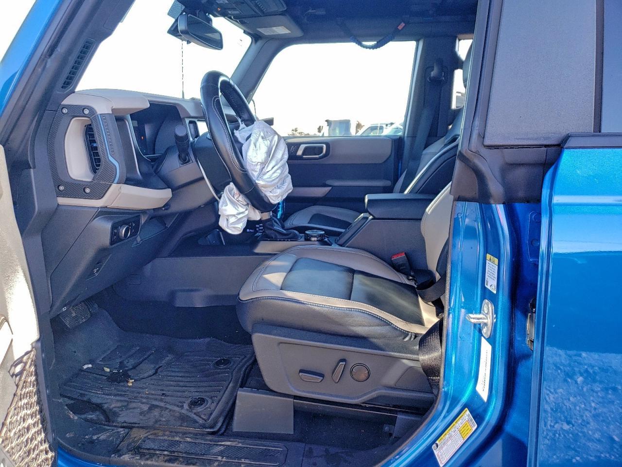 2023 FORD Bronco
