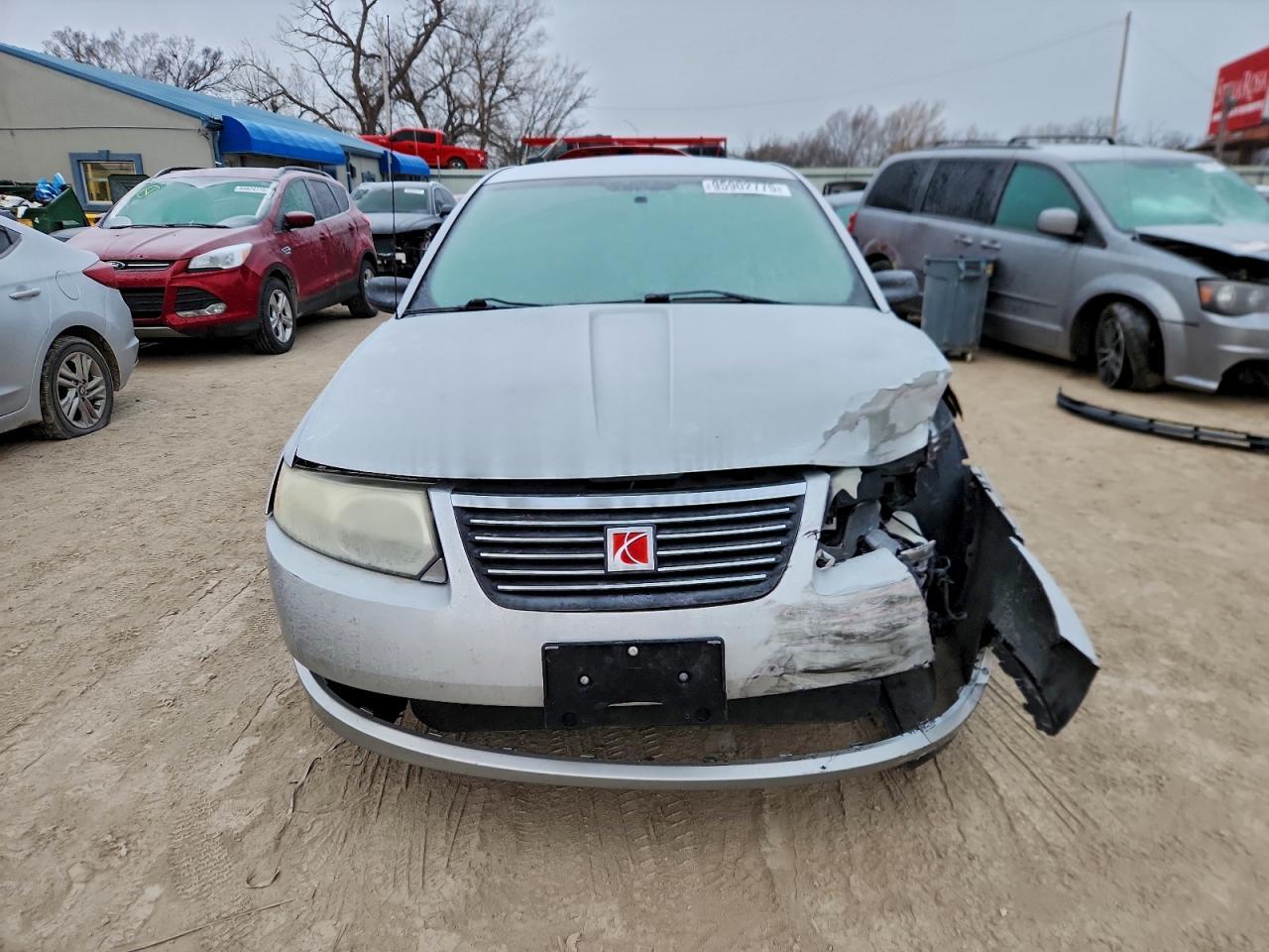 2005 SATURN Ion