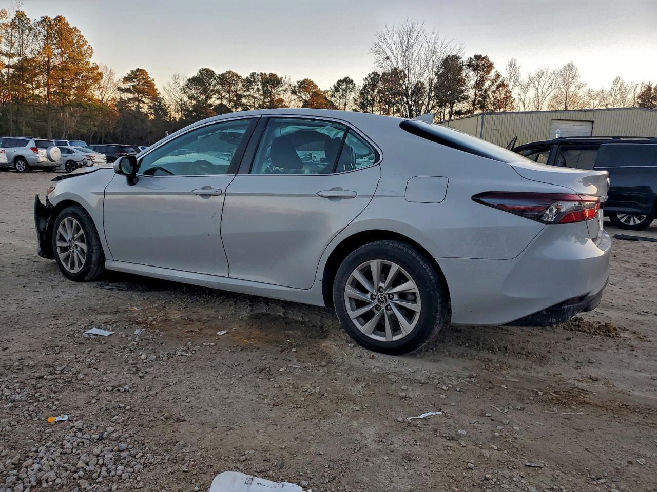 2023 TOYOTA CAMRY