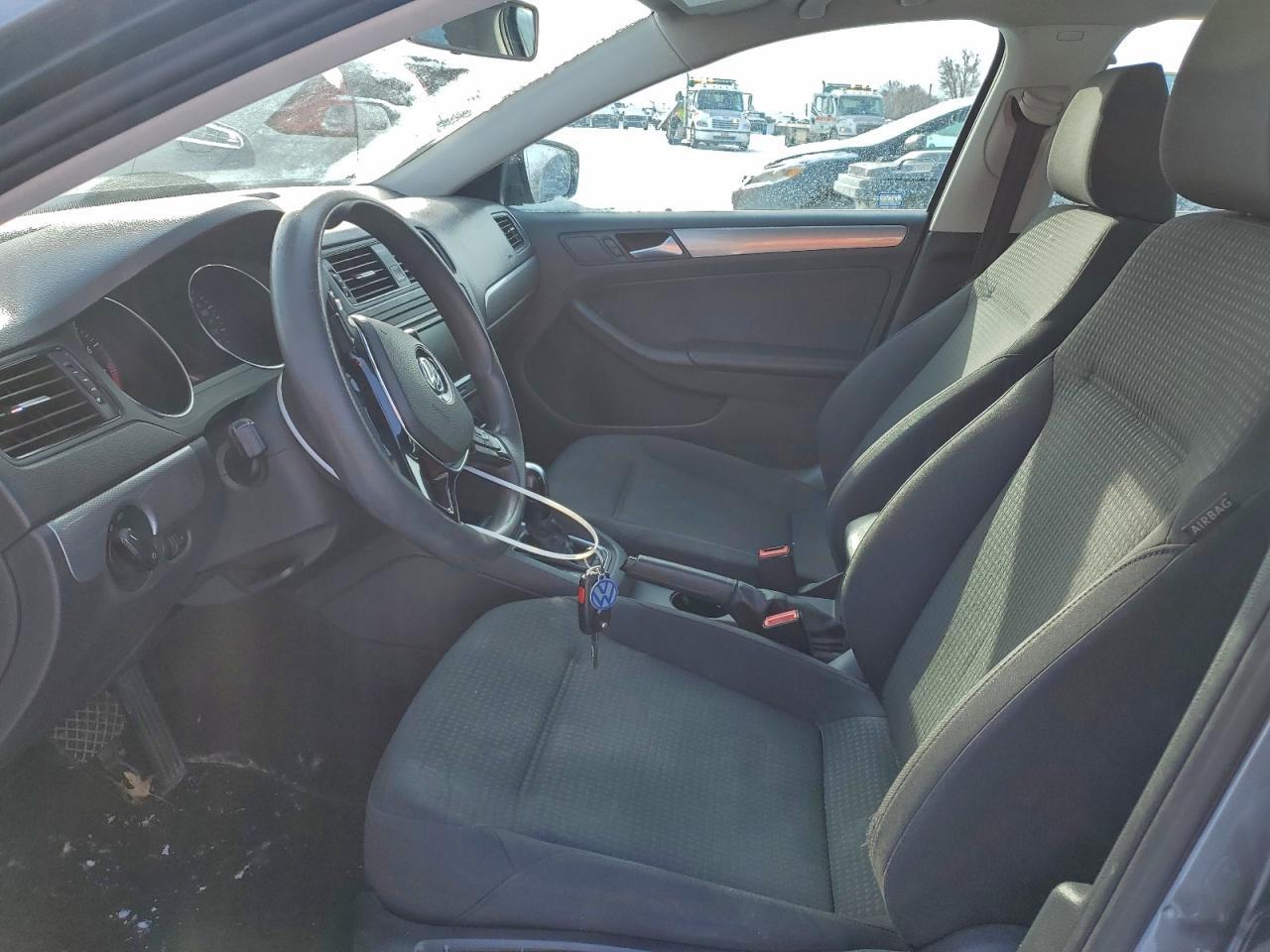 2015 VOLKSWAGEN JETTA