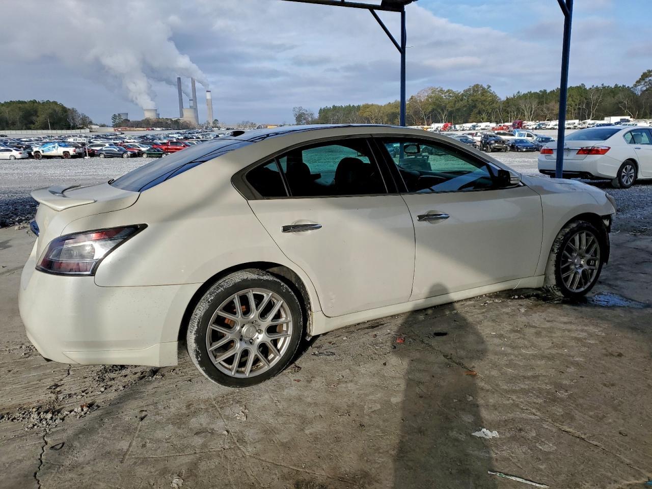 2013 NISSAN Maxima