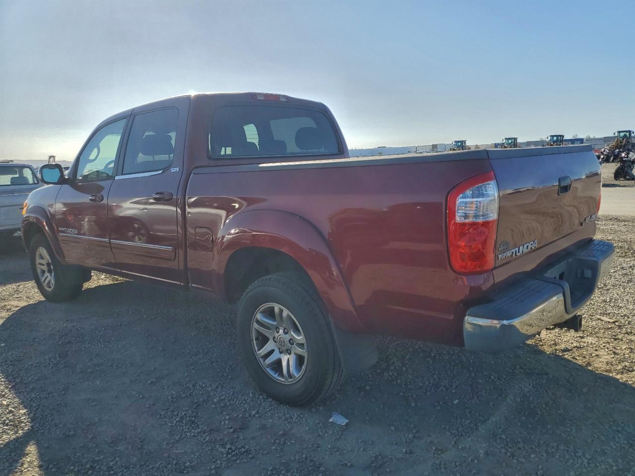 2004 TOYOTA TUNDRA