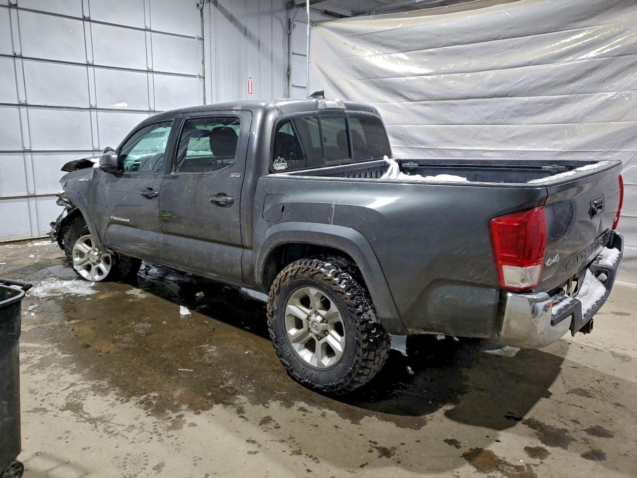 2016 TOYOTA TACOMA
