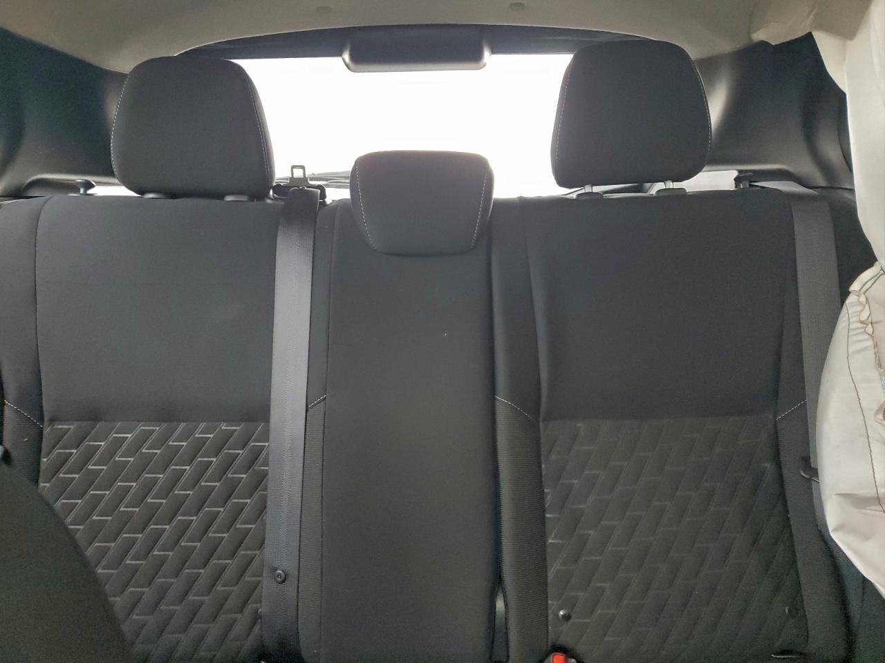 2023 NISSAN KICKS