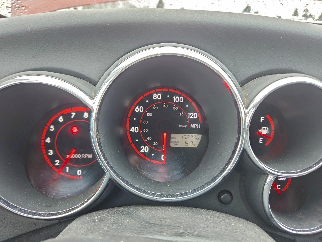 2006 PONTIAC VIBE