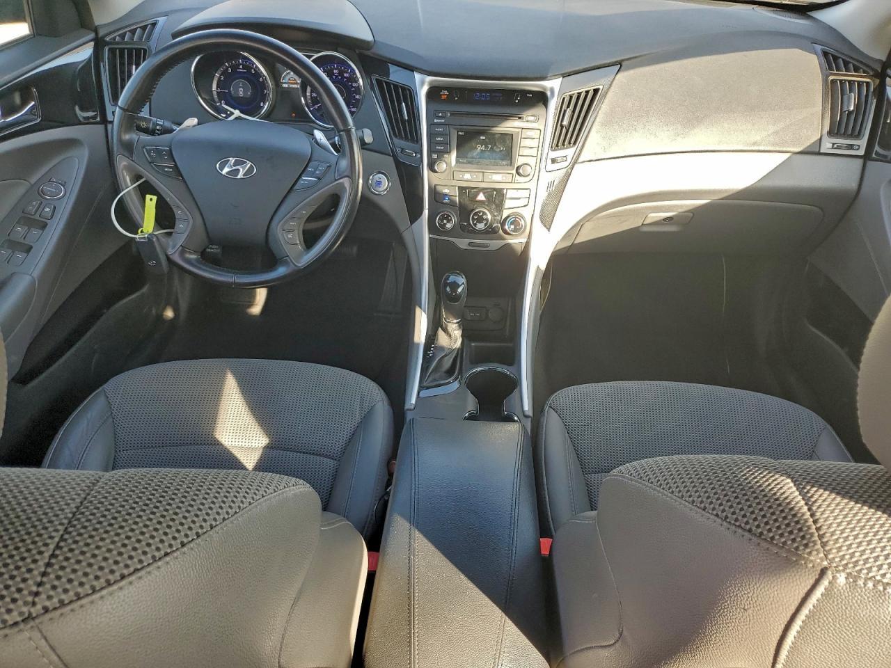 2014 HYUNDAI SONATA