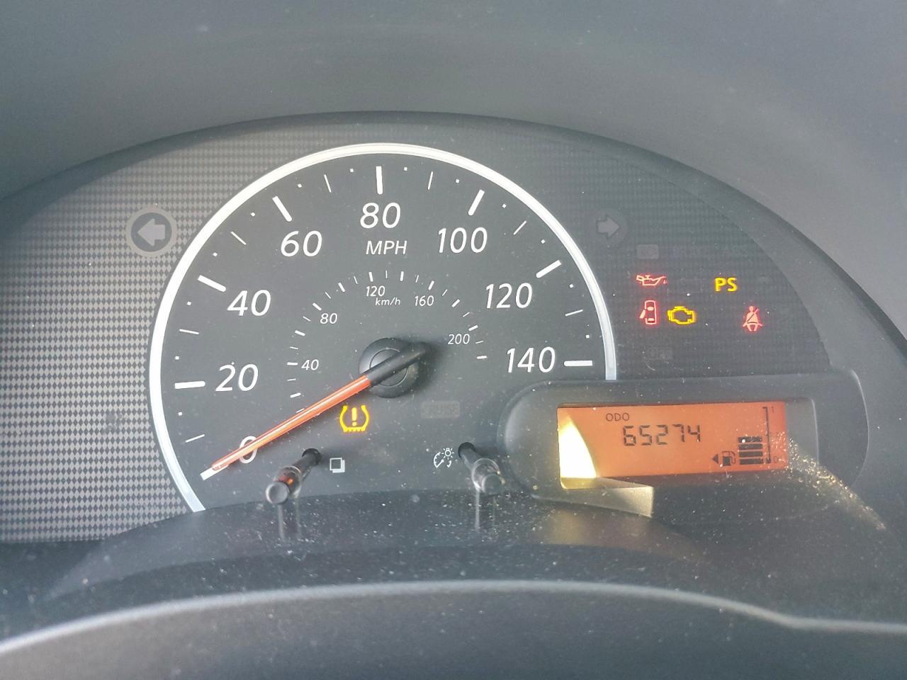2012 NISSAN VERSA