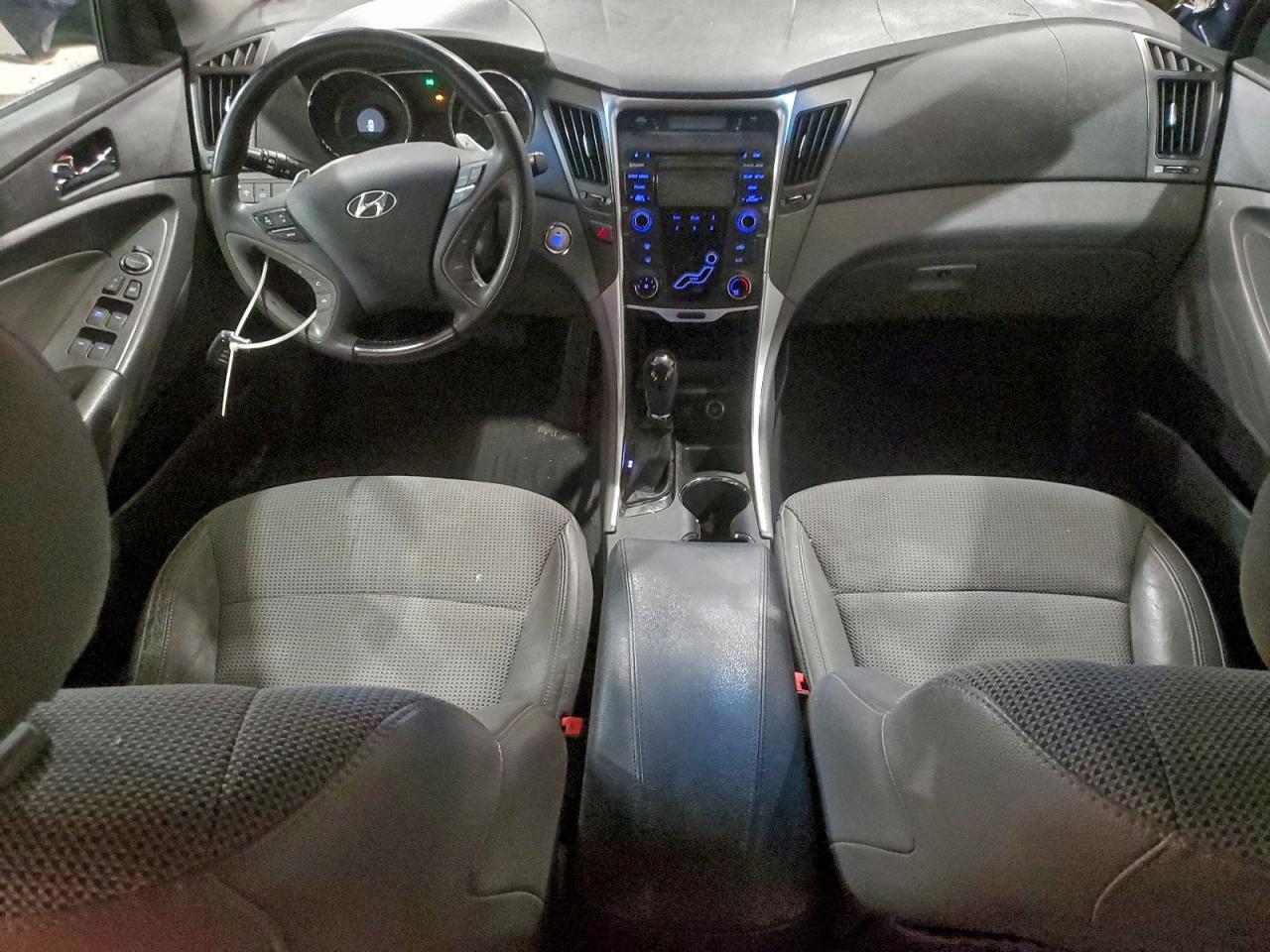 2013 HYUNDAI SONATA