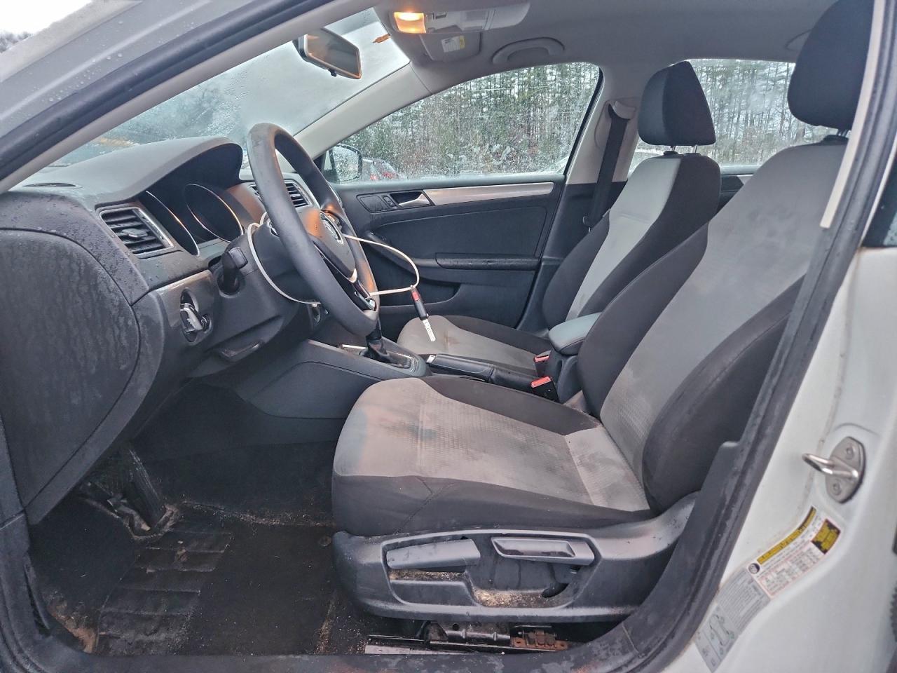 2017 VOLKSWAGEN JETTA