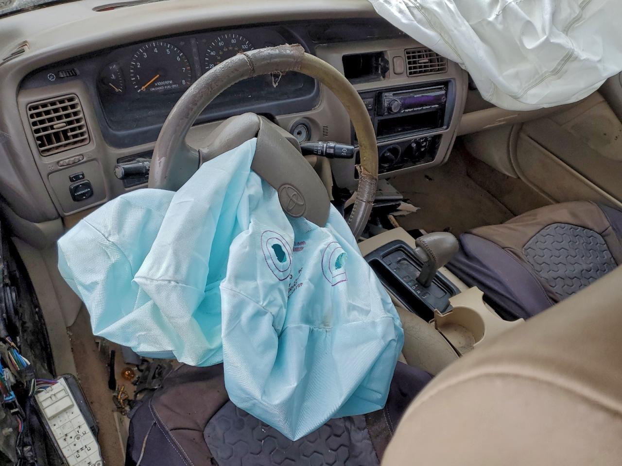 1999 TOYOTA Avalon