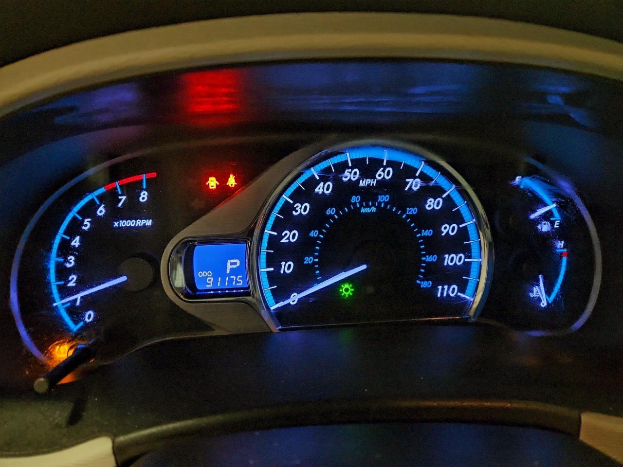 2014 TOYOTA SIENNA