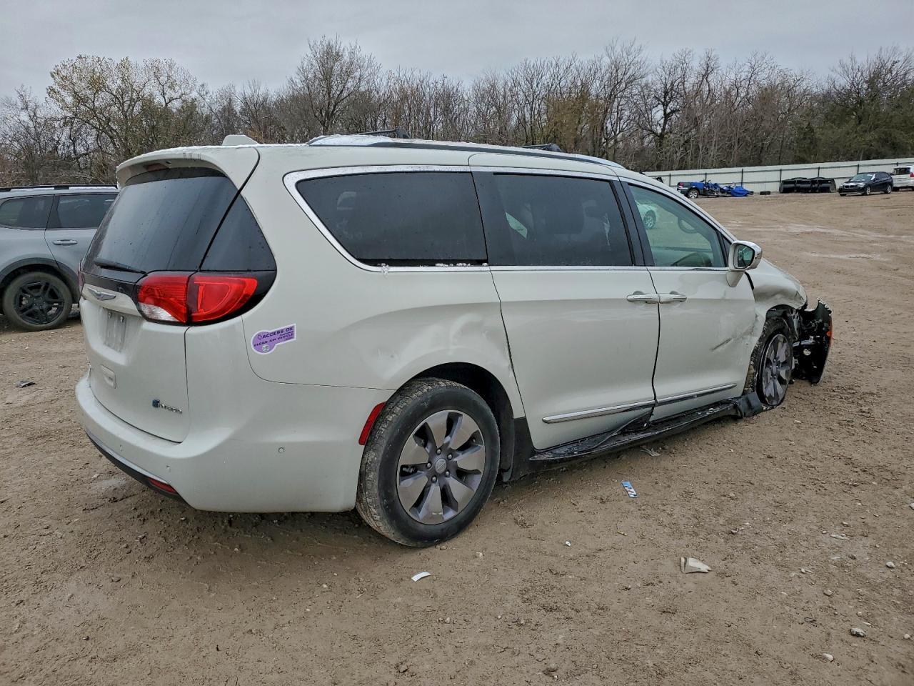 2019 CHRYSLER Pacifica