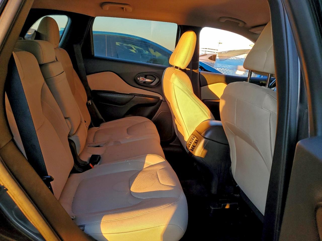 2015 JEEP CHEROKEE