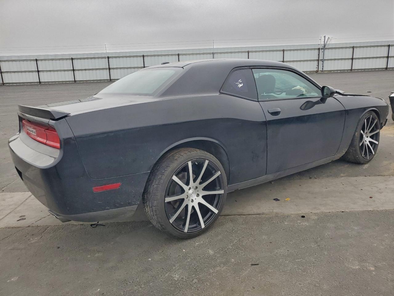 2013 DODGE Challenger