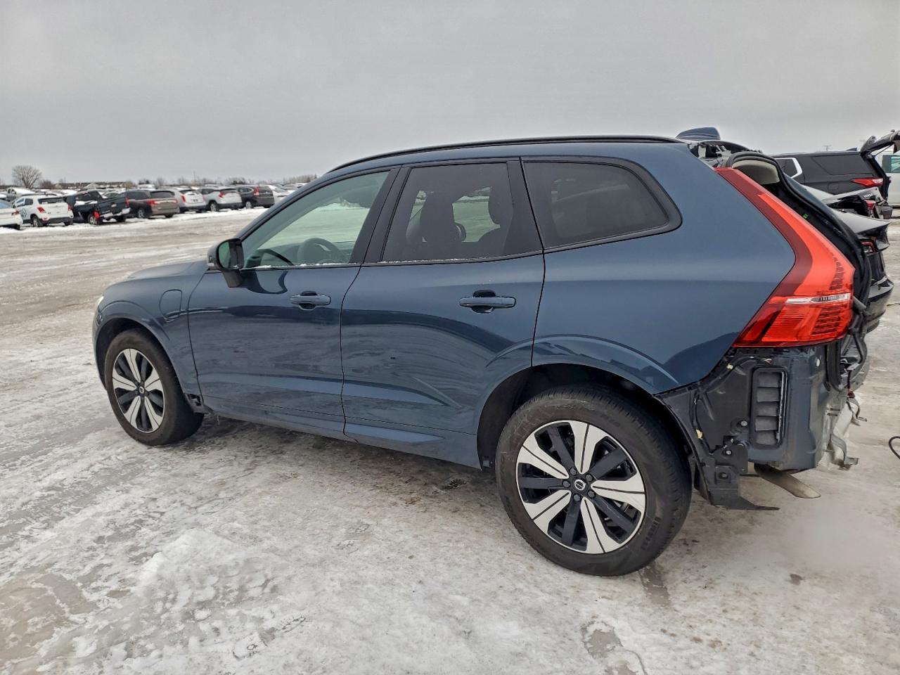 2024 VOLVO XC60