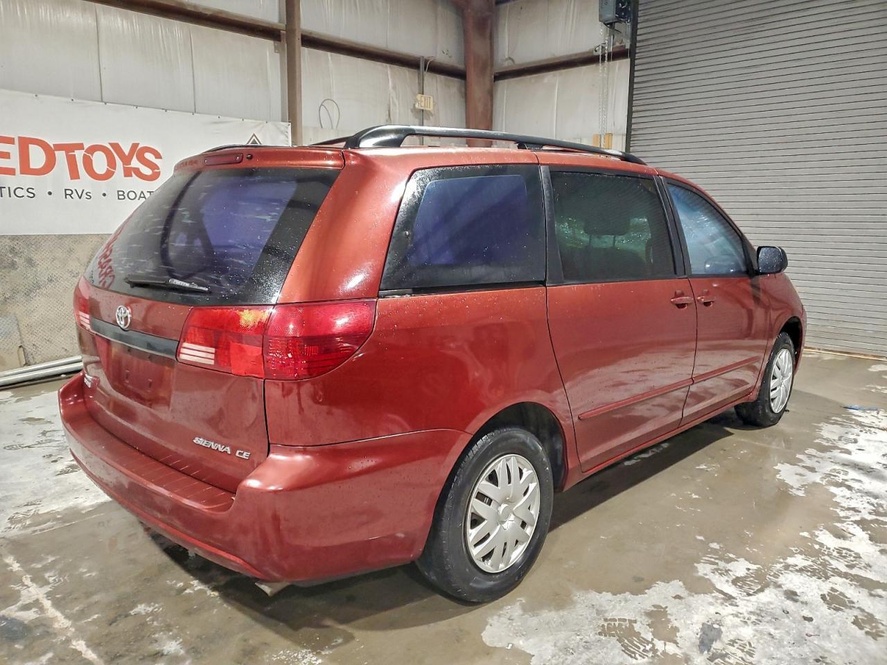2004 TOYOTA SIENNA