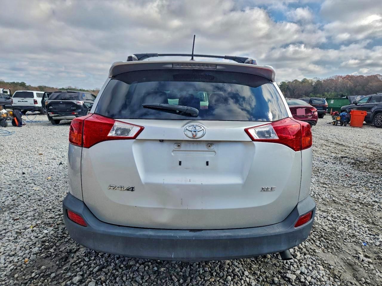 2014 TOYOTA RAV4