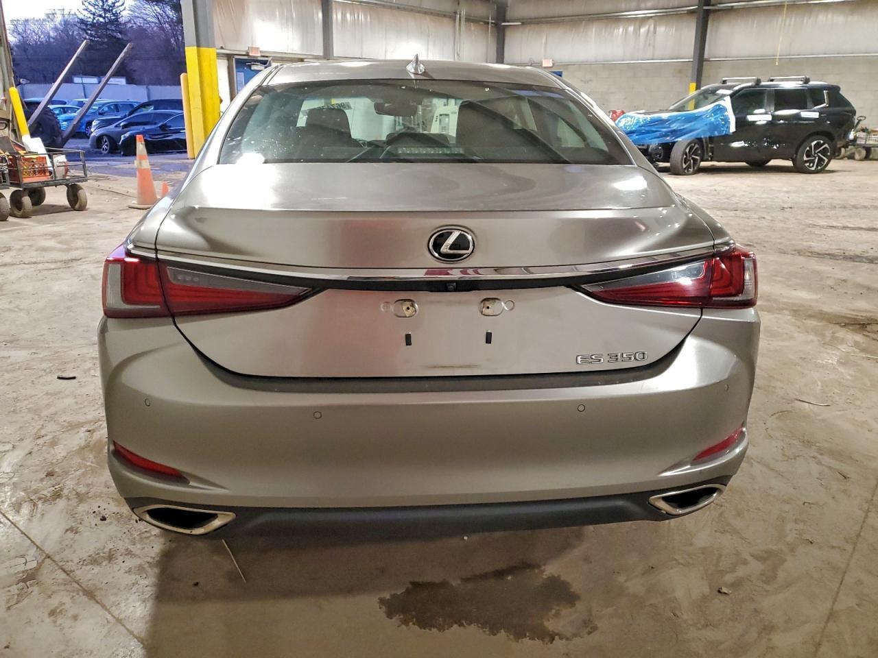 2019 LEXUS ES 350