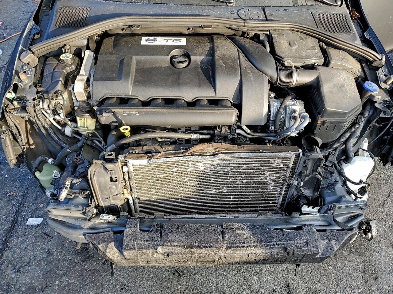2013 VOLVO S60