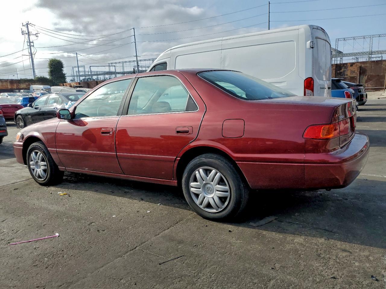 2000 TOYOTA CAMRY