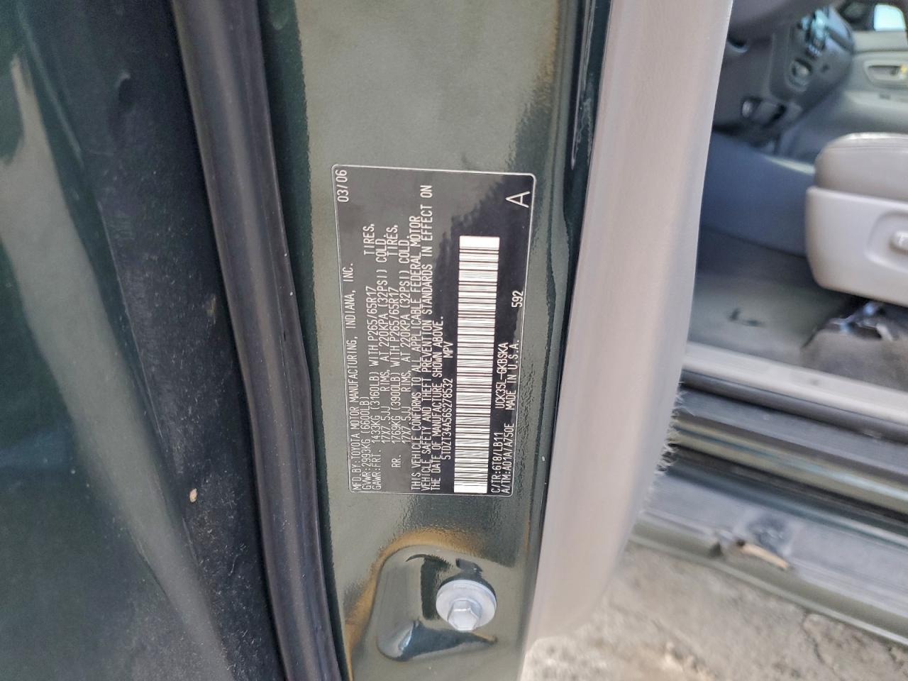 2006 TOYOTA Sequoia