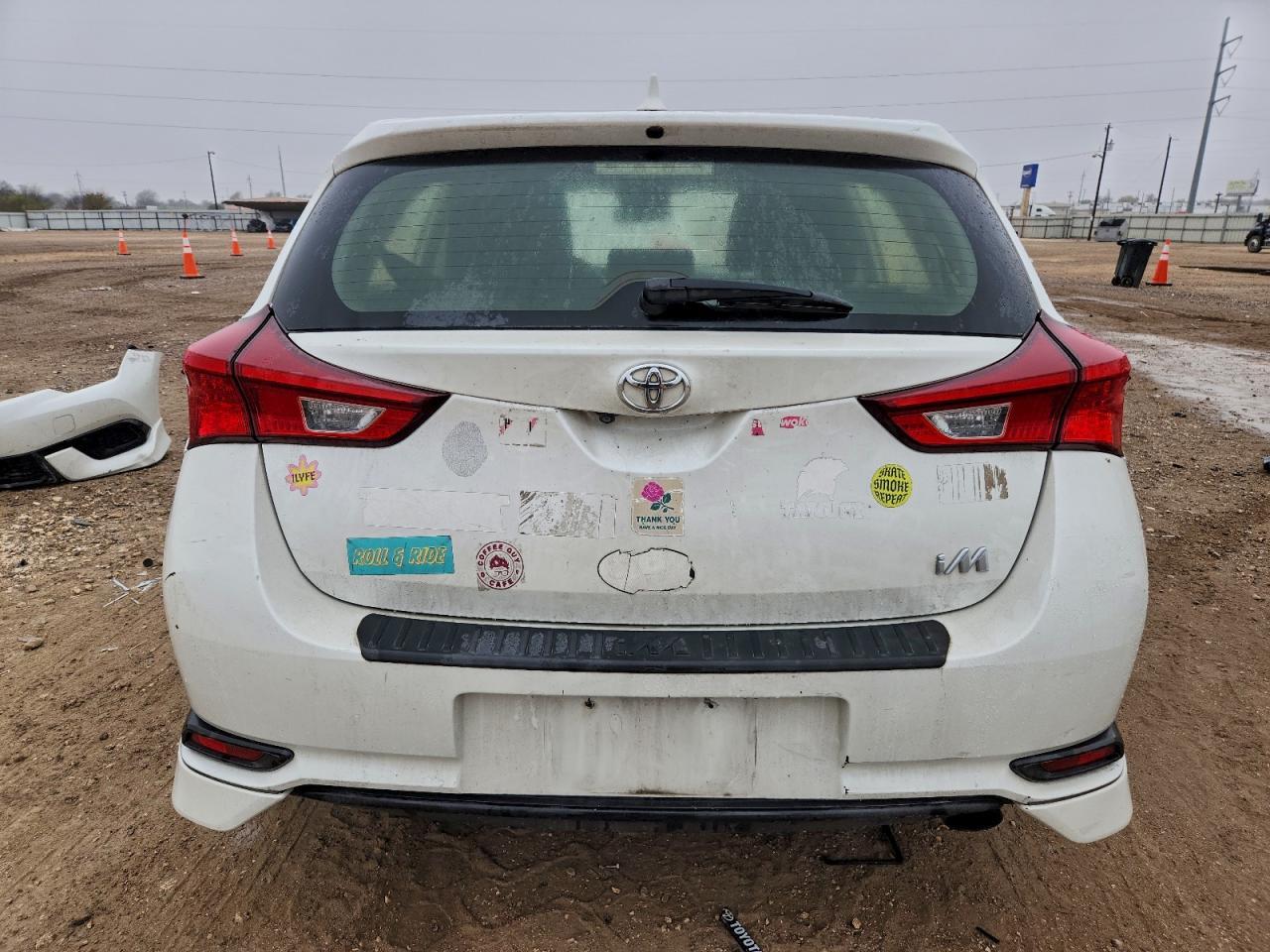 2018 TOYOTA COROLLA