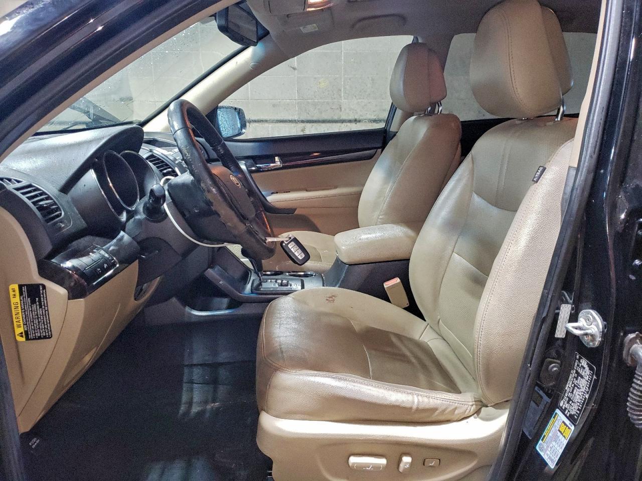 2011 KIA SORENTO