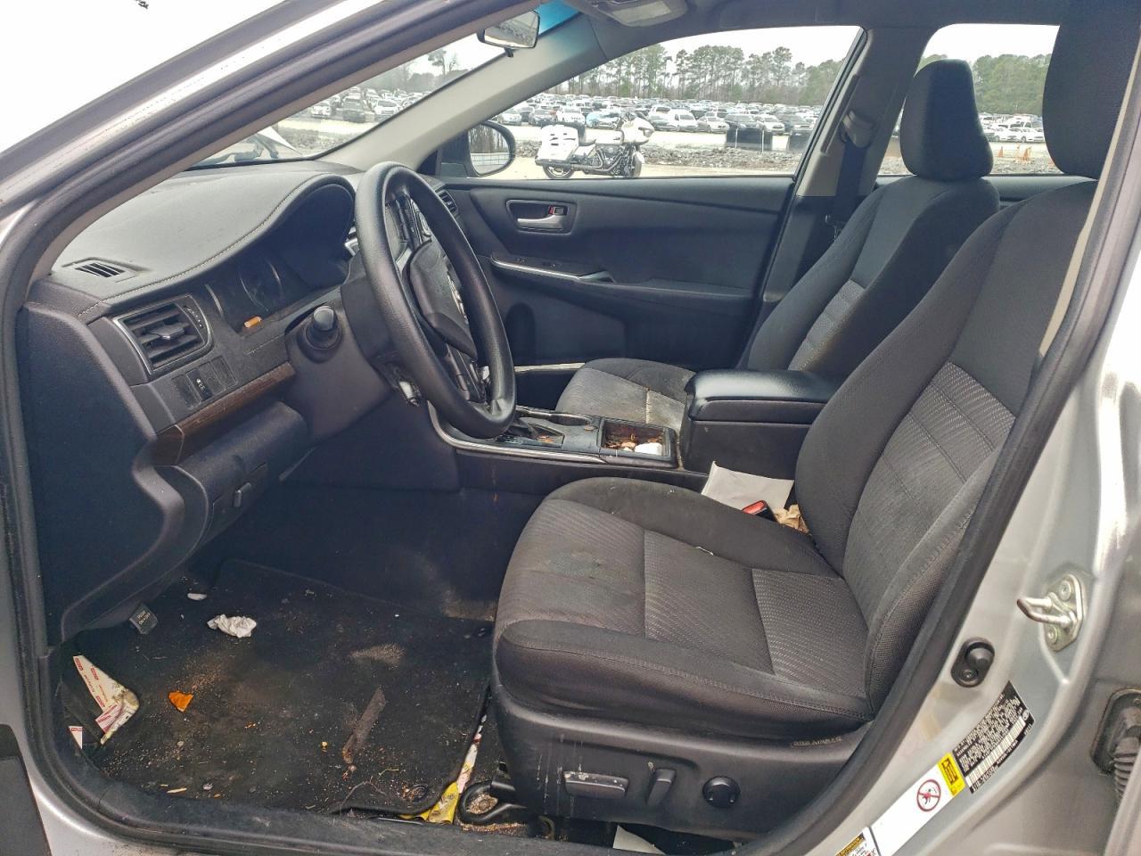 2016 TOYOTA CAMRY