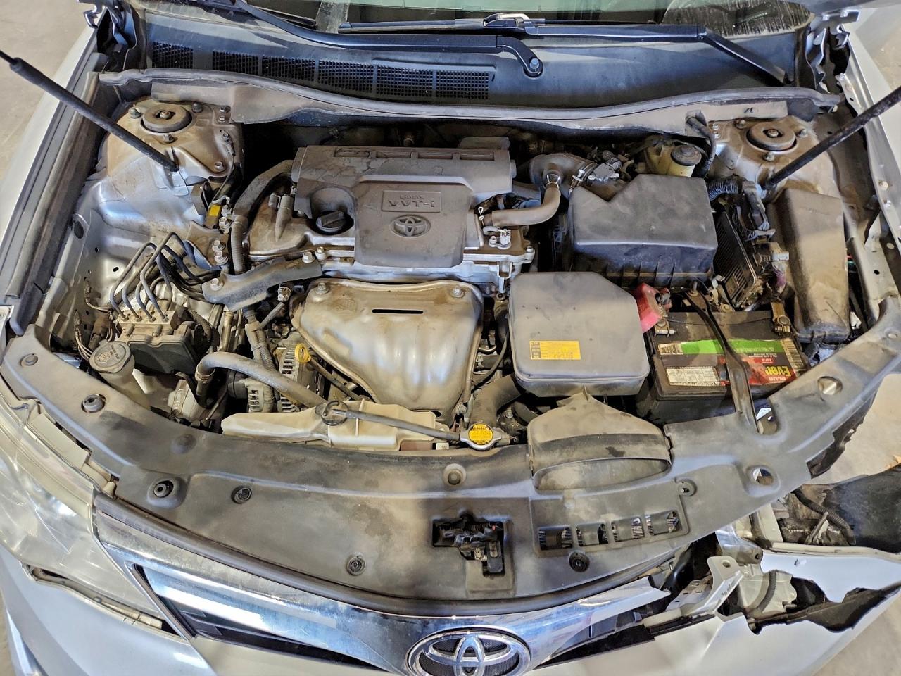 2014 TOYOTA CAMRY