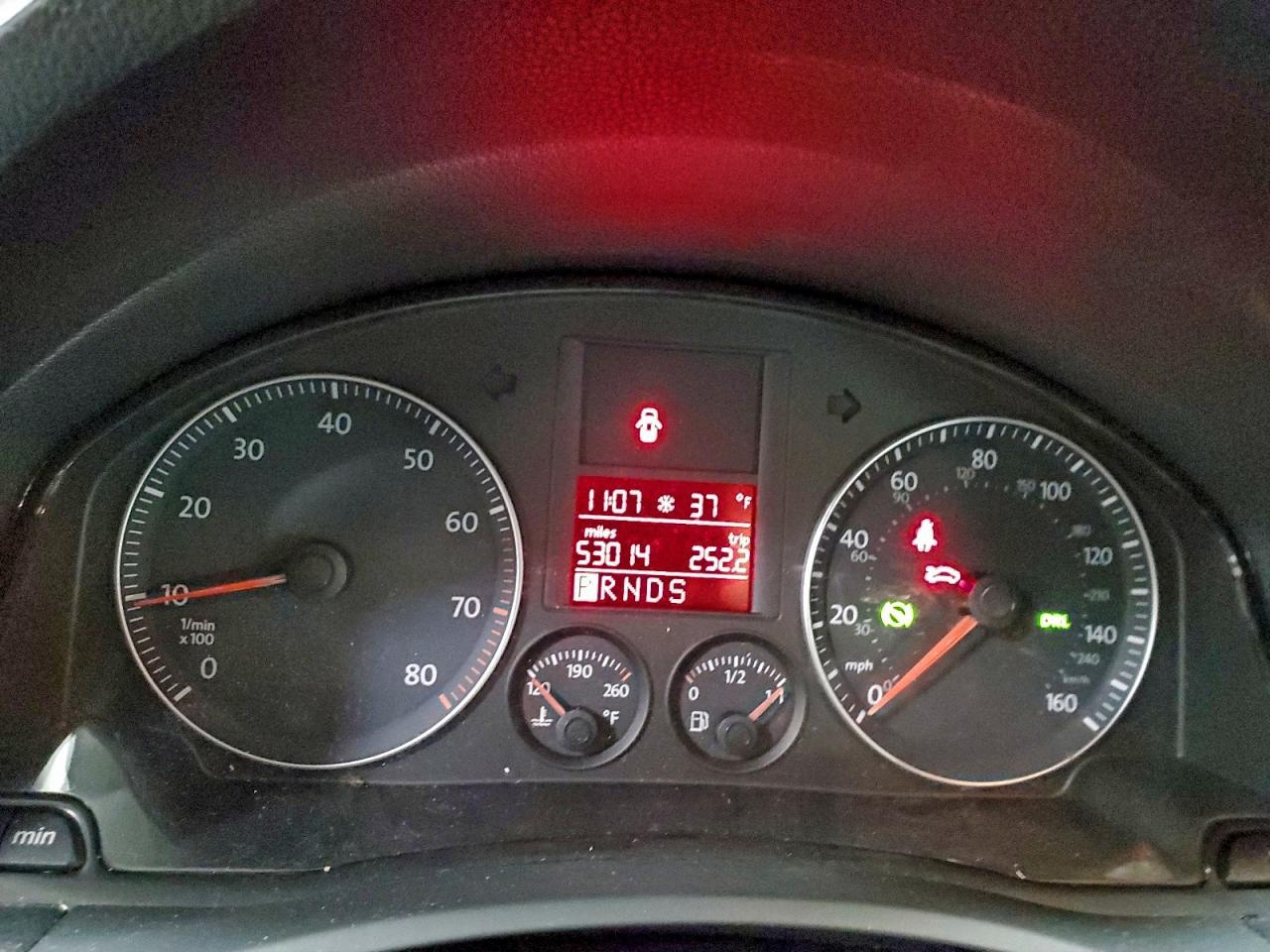 2009 VOLKSWAGEN JETTA