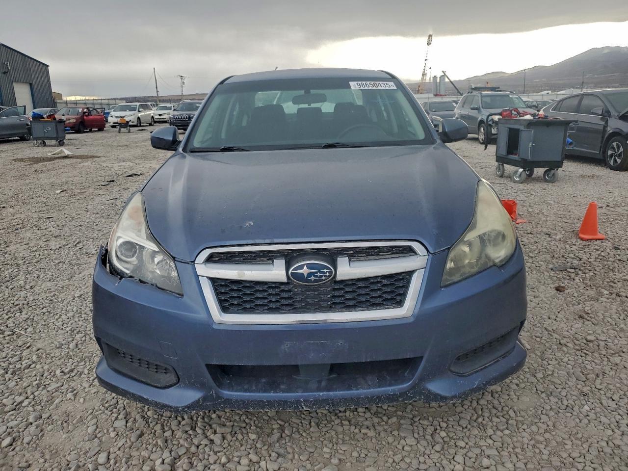 2013 SUBARU Legacy