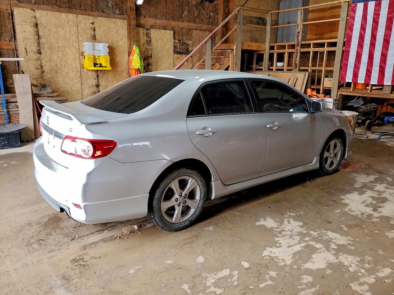 2011 TOYOTA COROLLA