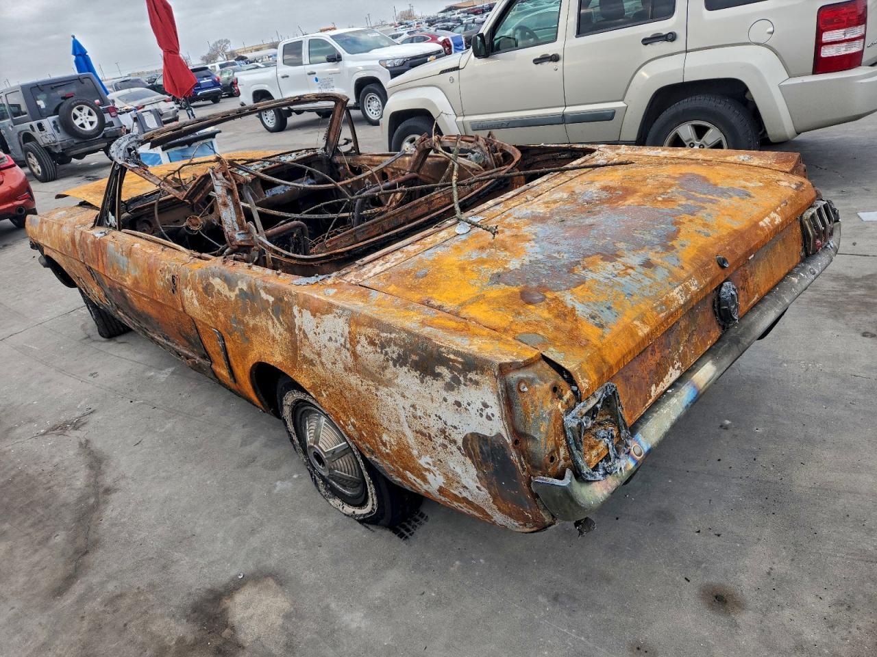 1965 FORD MUSTANG