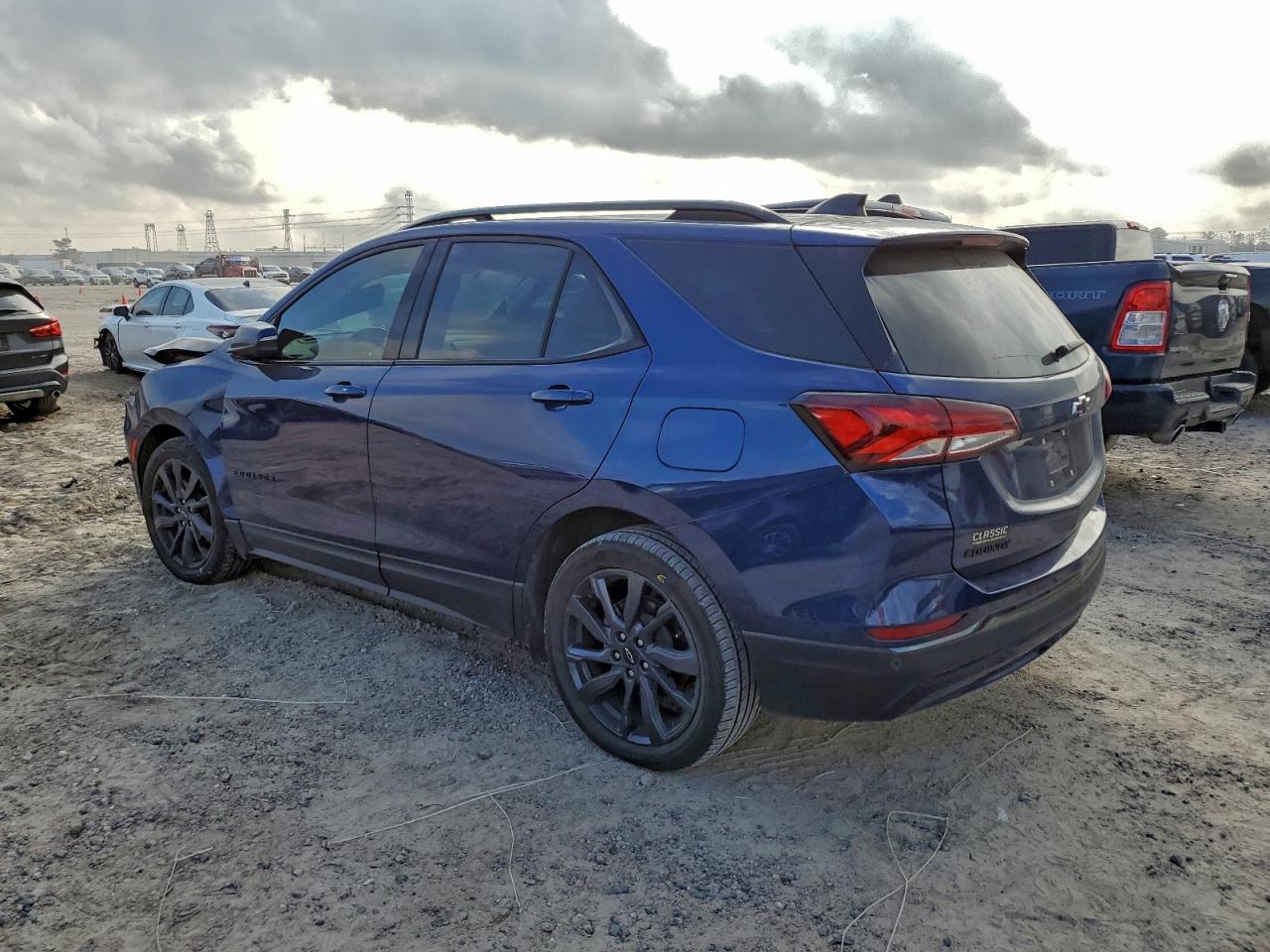 2022 CHEVROLET EQUINOX