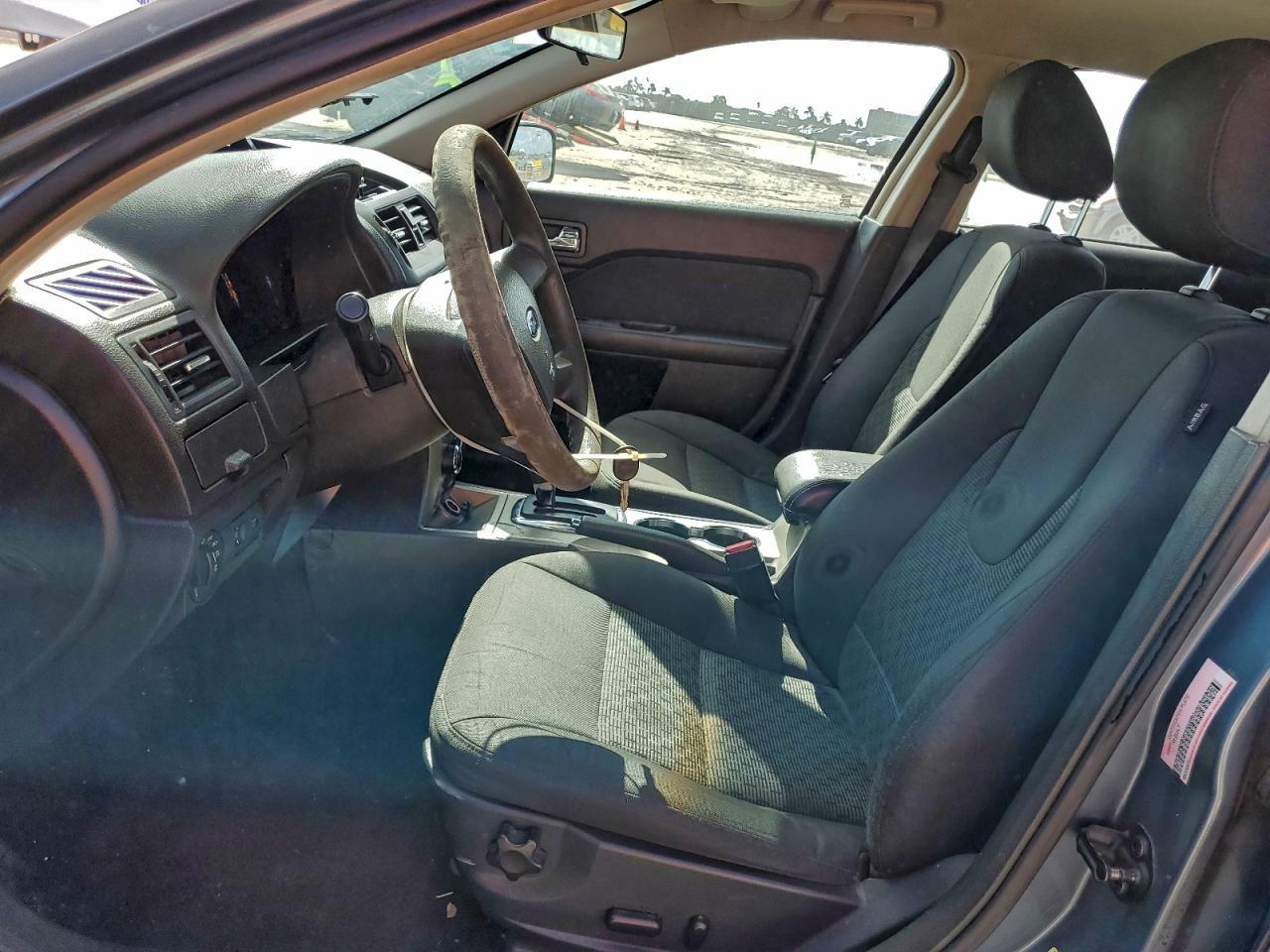 2011 FORD FUSION