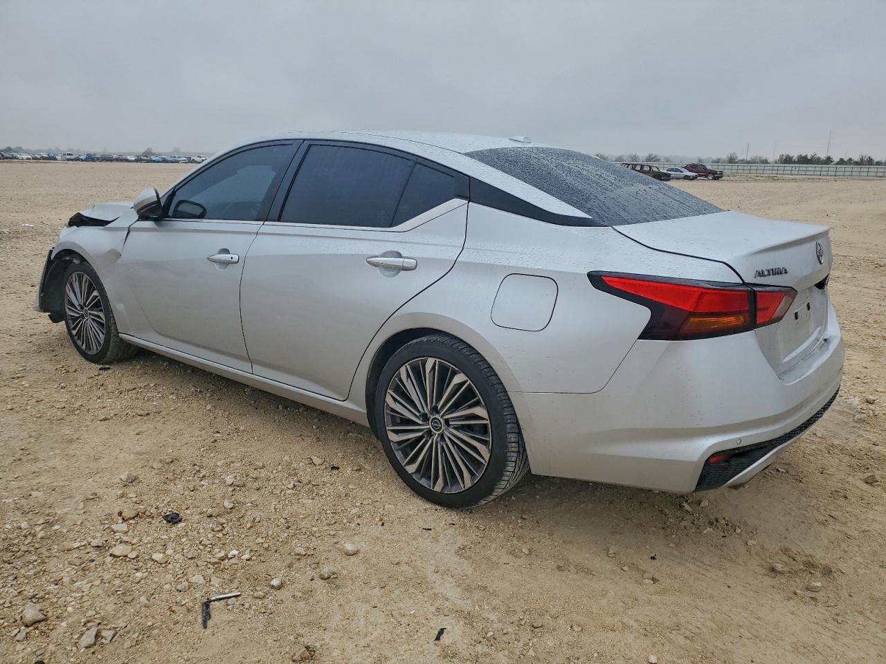 2023 NISSAN ALTIMA