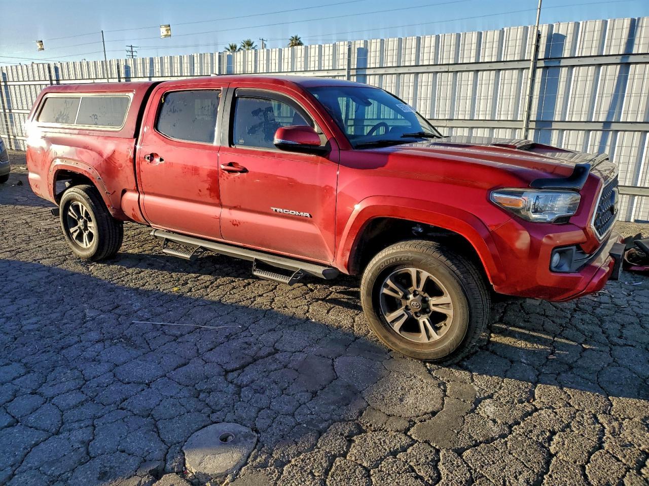 2018 TOYOTA TACOMA