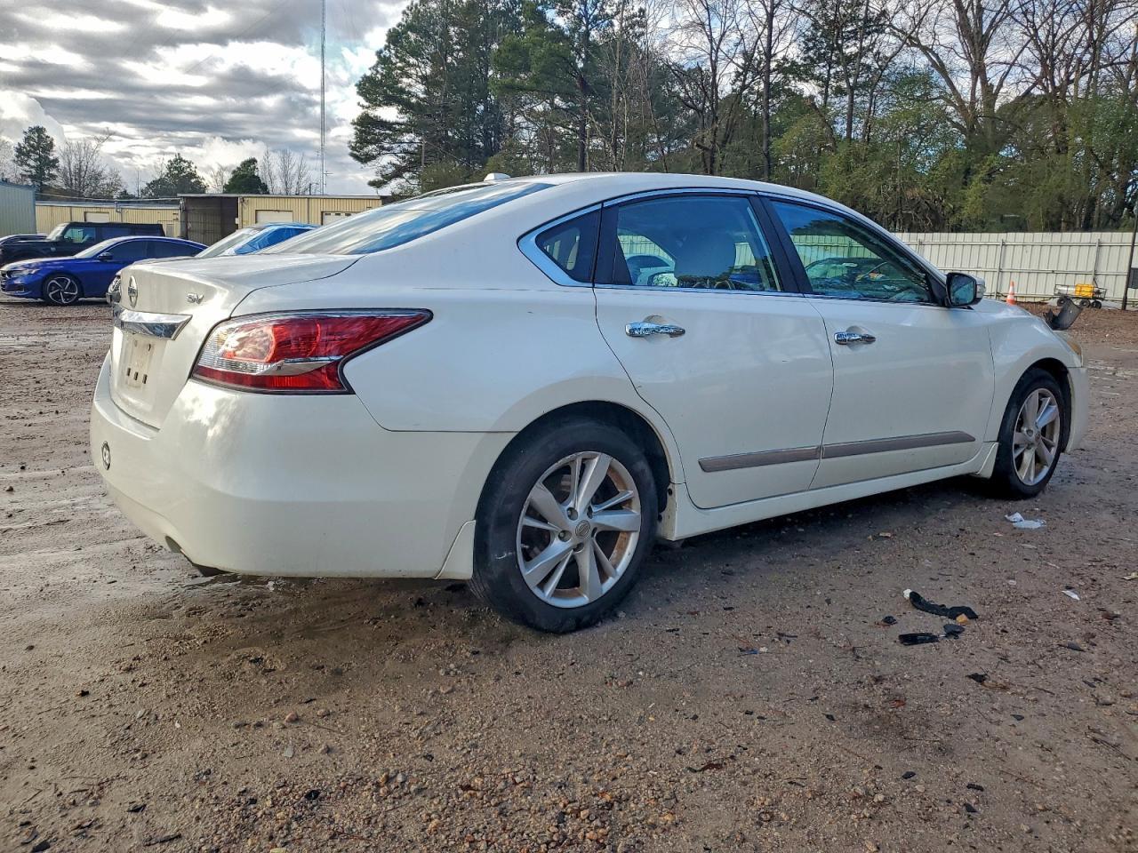 2015 NISSAN ALTIMA