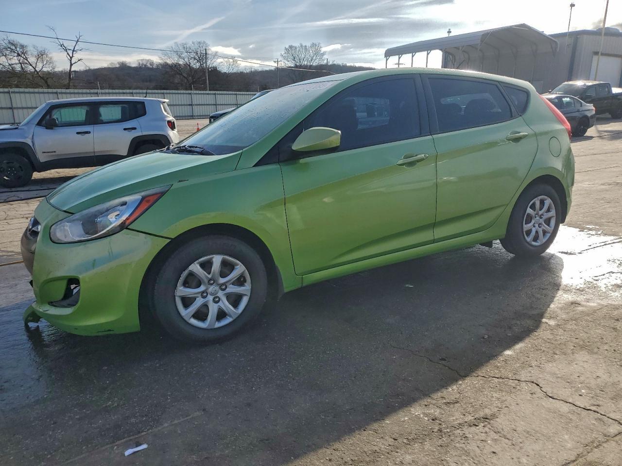 2014 HYUNDAI ACCENT