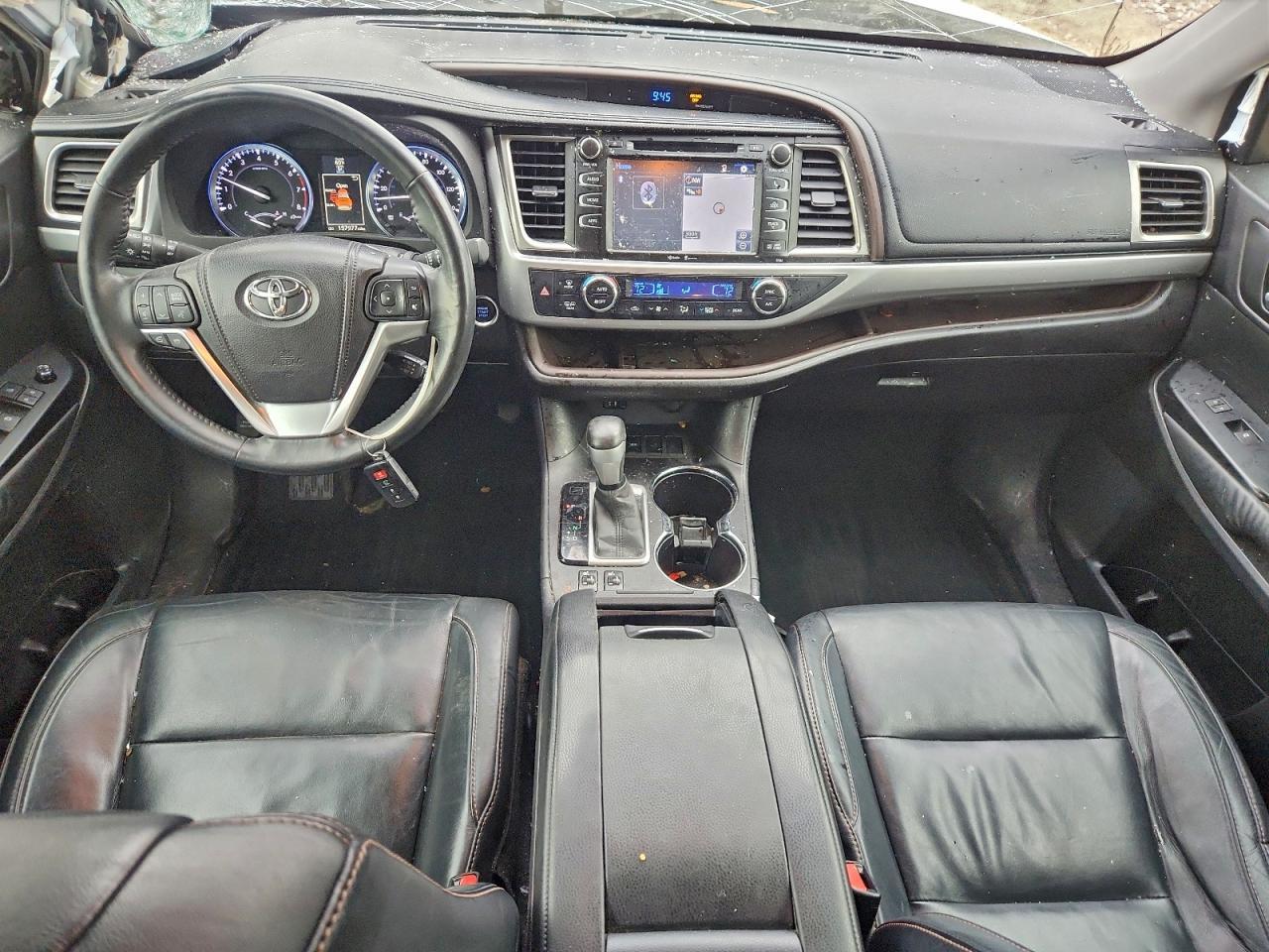 2015 TOYOTA HIGHLANDER