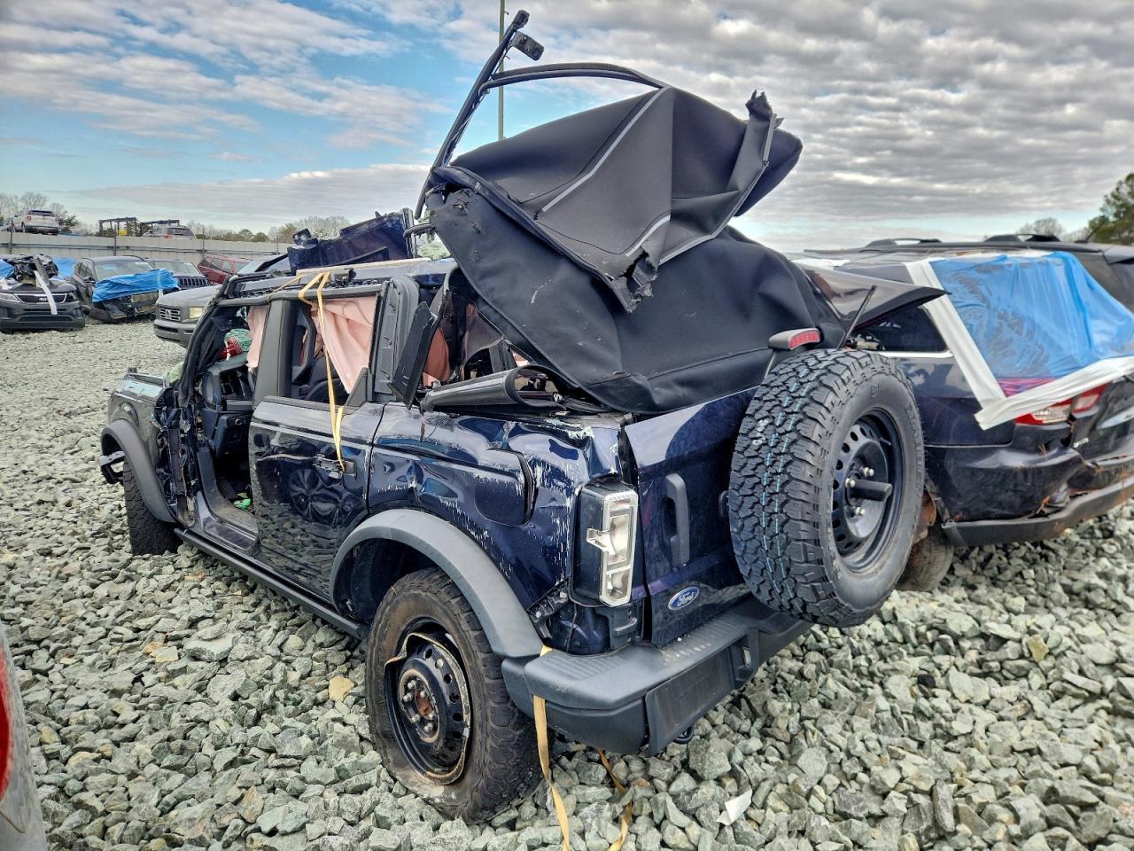 2021 FORD Bronco