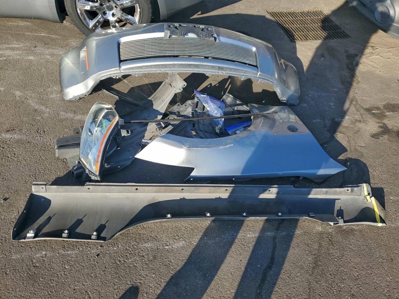 2004 NISSAN Z