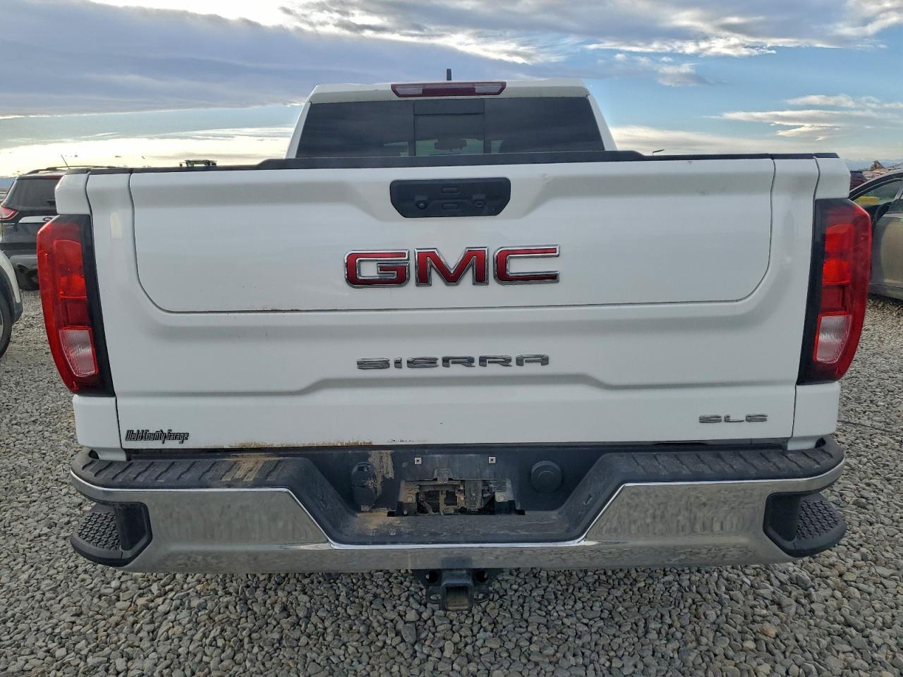 2024 GMC Sierra