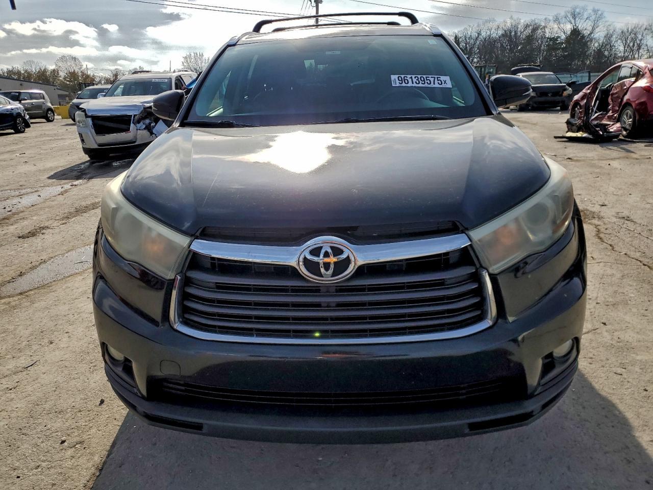 2016 TOYOTA HIGHLANDER