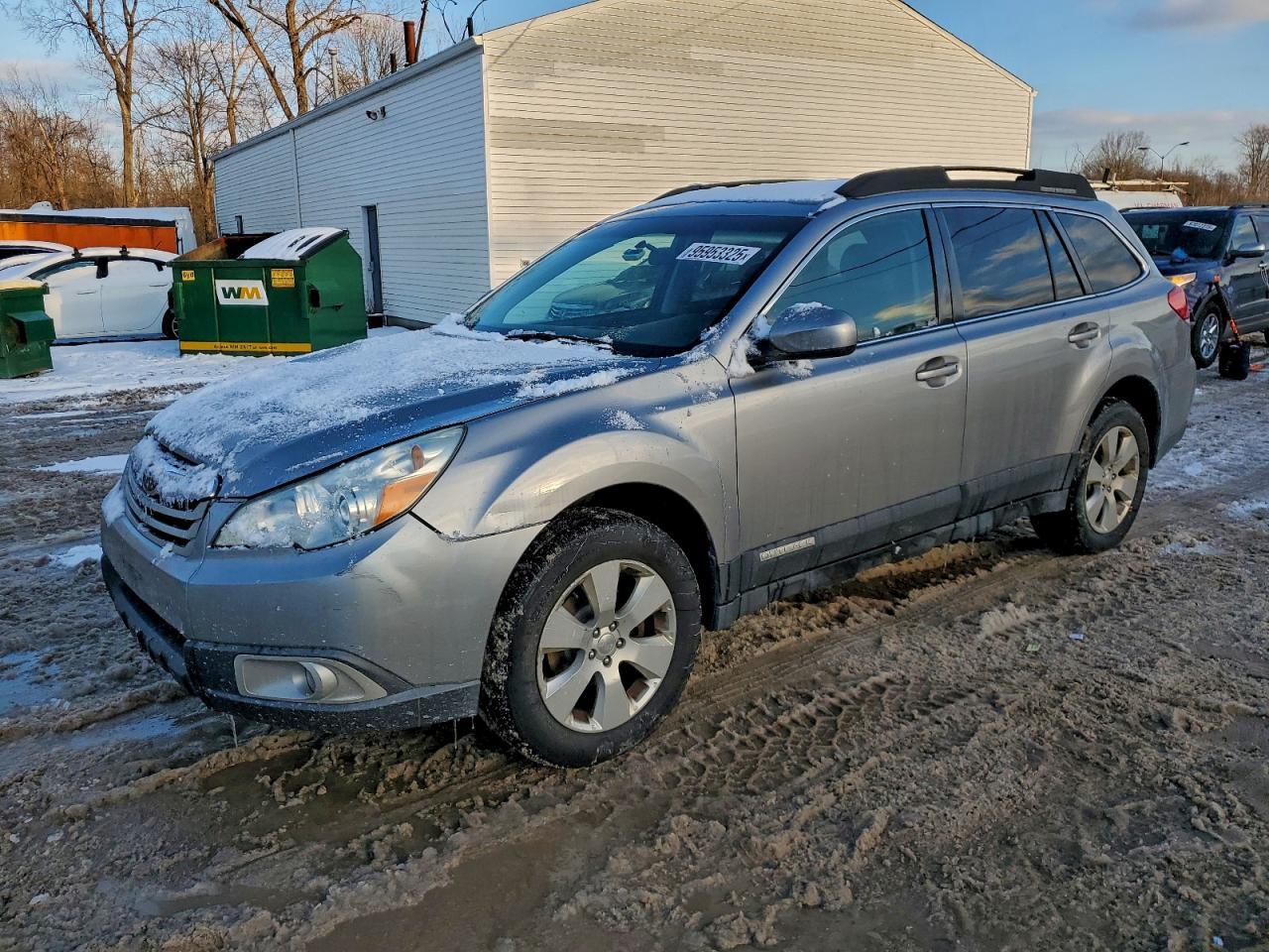 2010 SUBARU Outback
