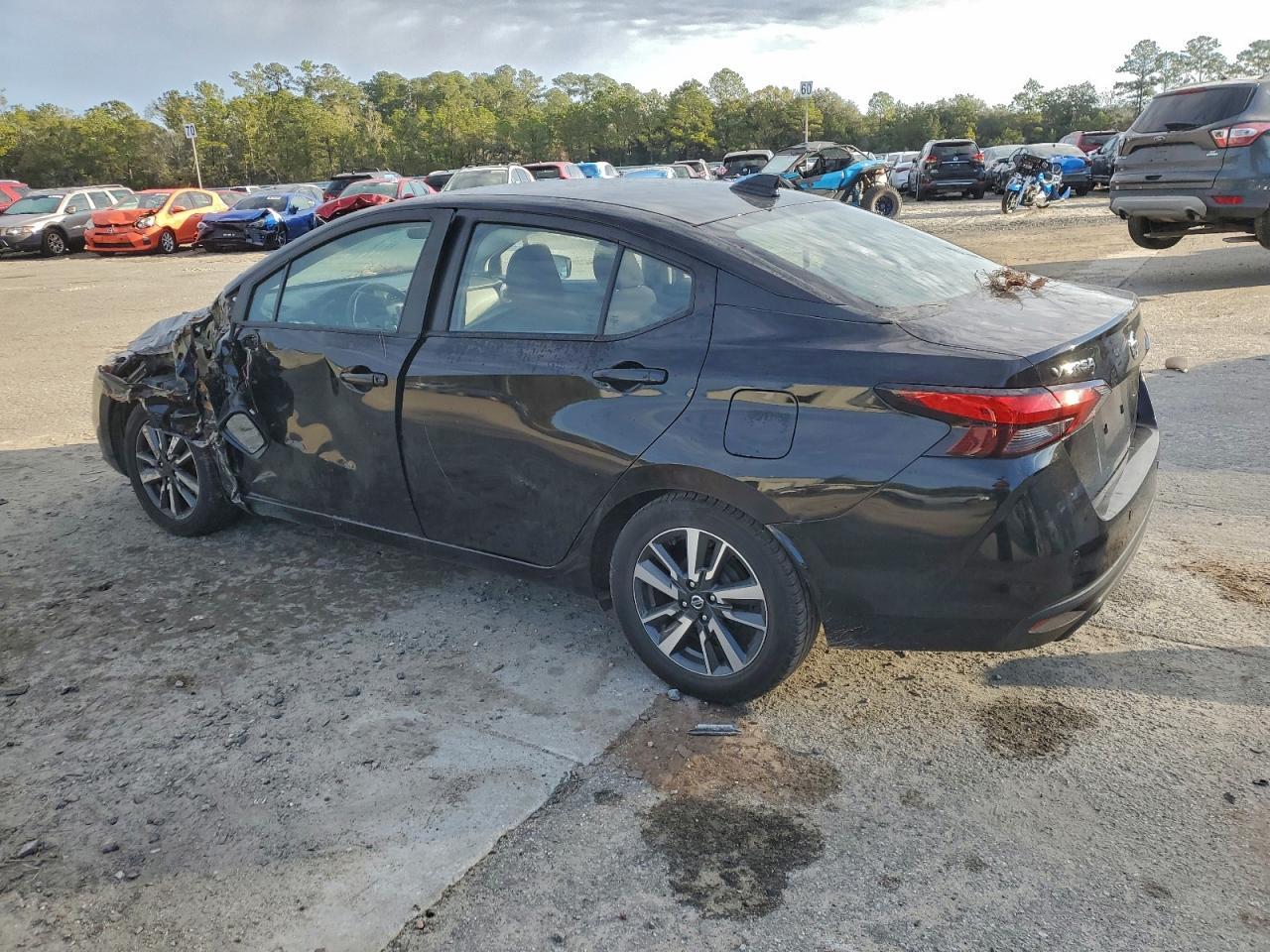 2021 NISSAN VERSA