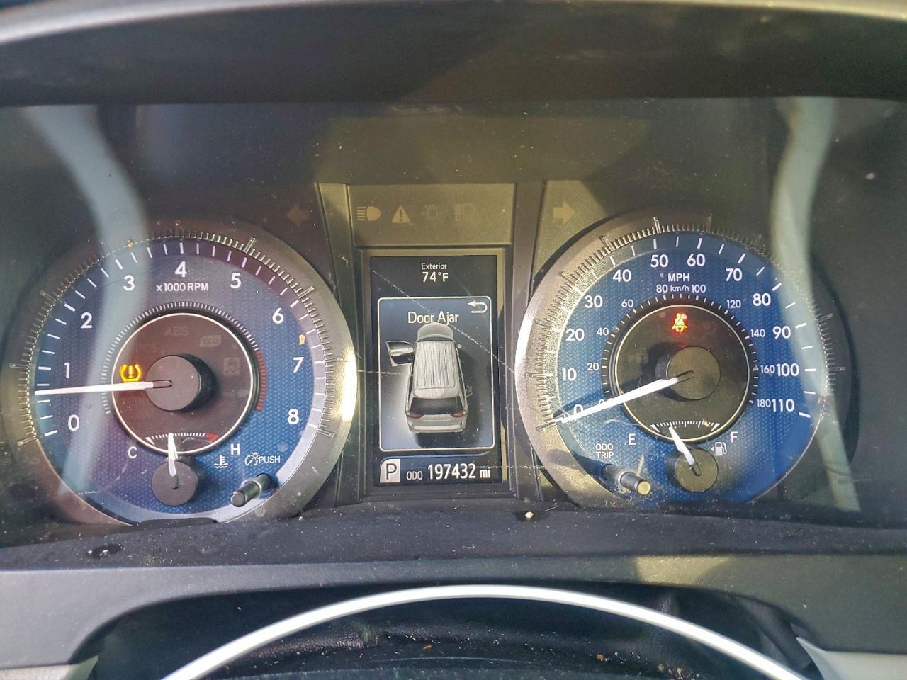 2015 TOYOTA SIENNA