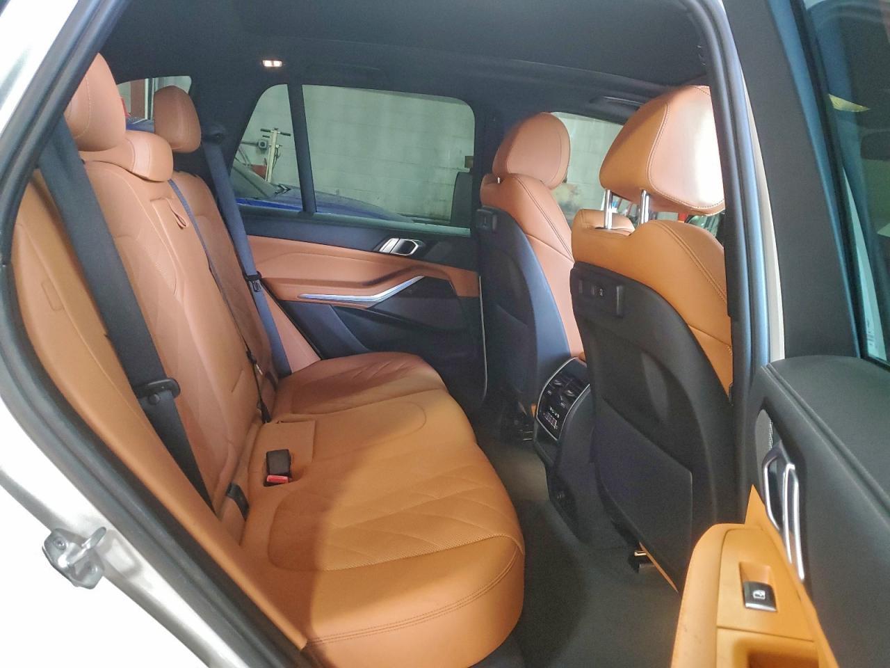 2023 BMW X5