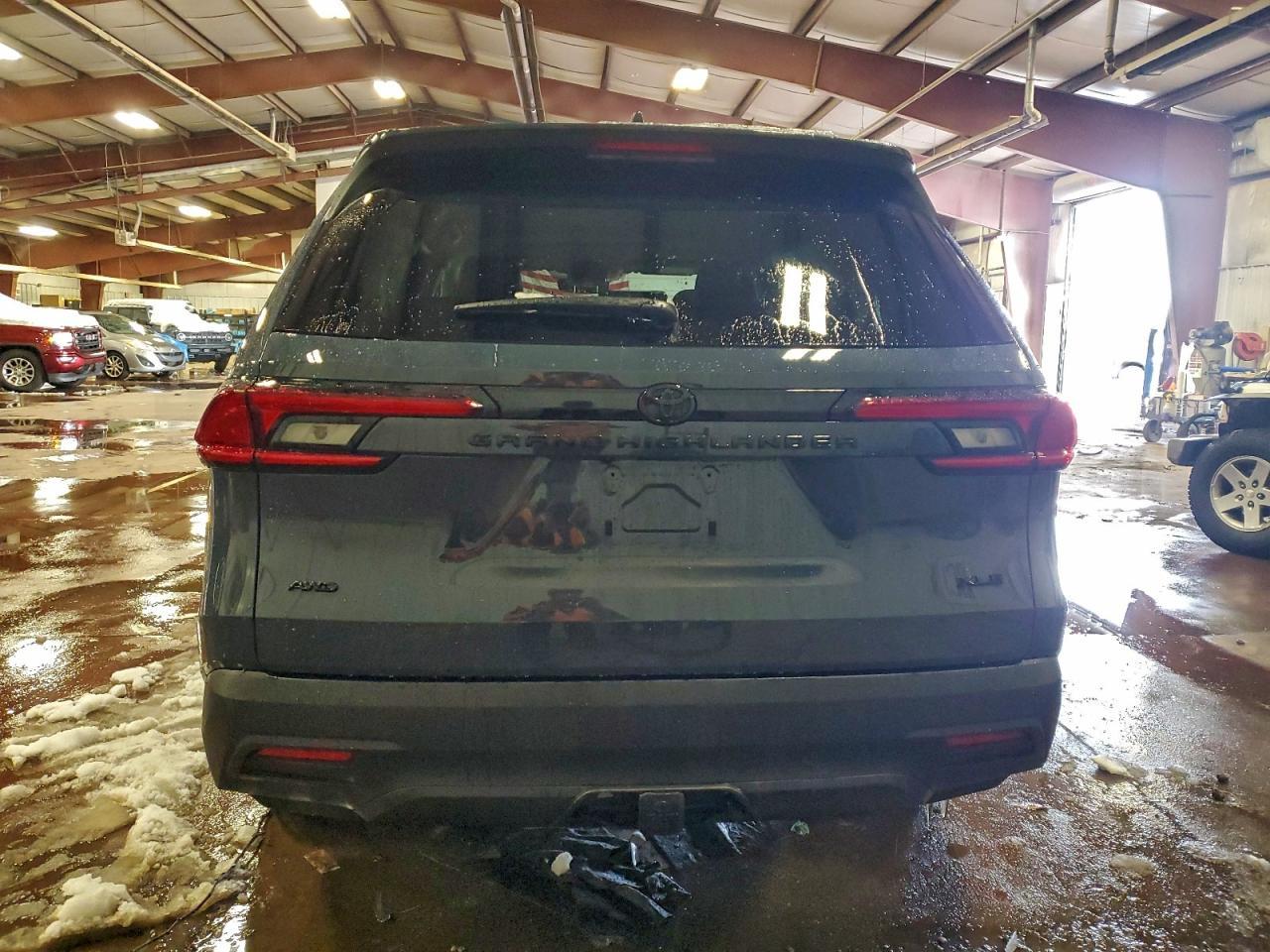 2026 TOYOTA HIGHLANDER